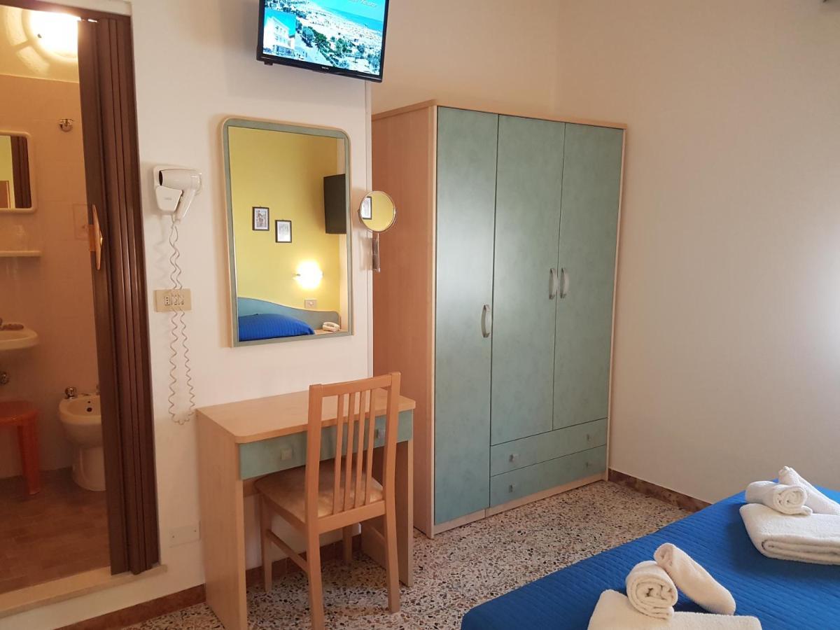 Hotel Villa Ersilia Rimini B&B Экстерьер фото