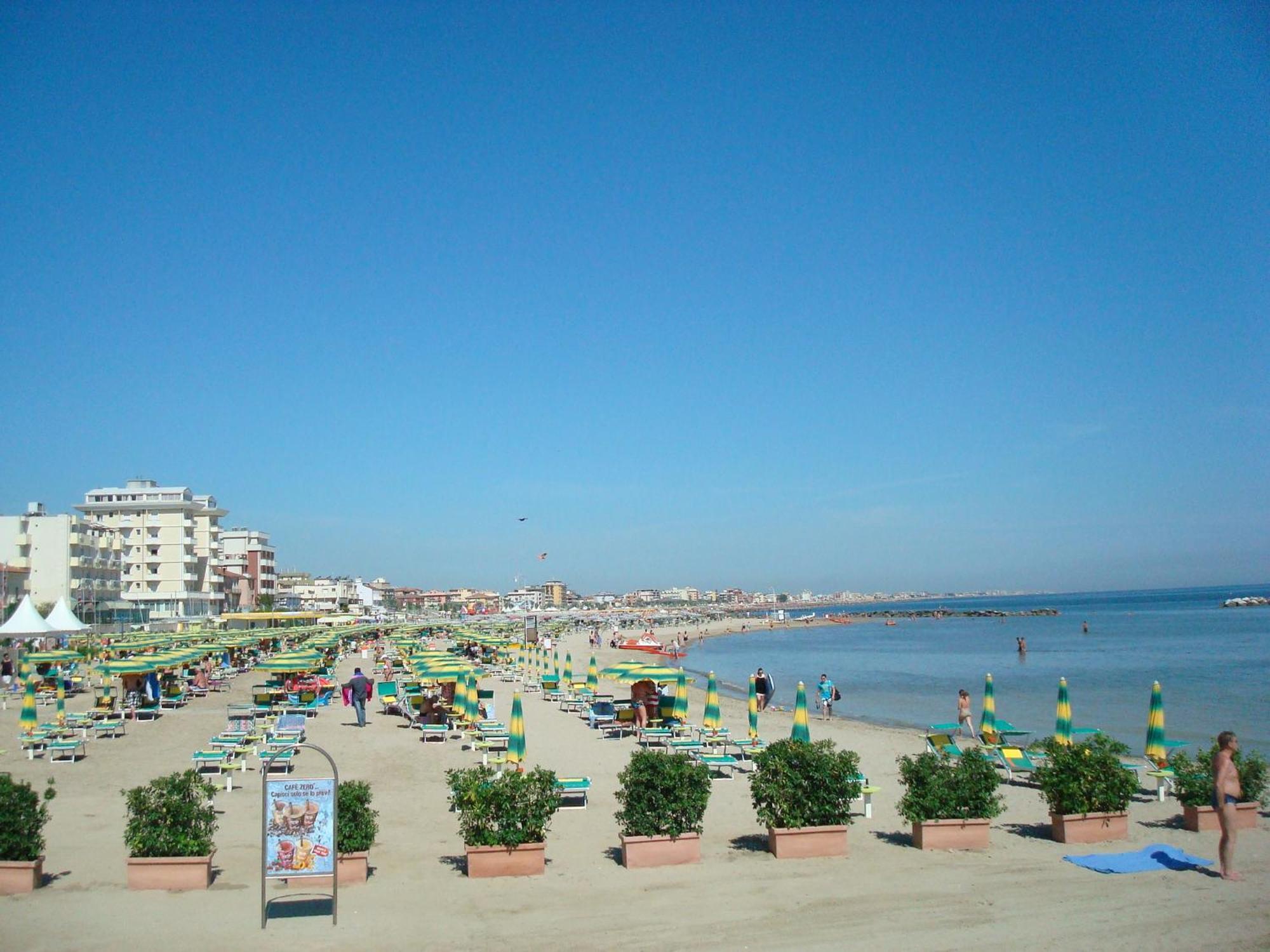 Hotel Villa Ersilia Rimini B&B Экстерьер фото