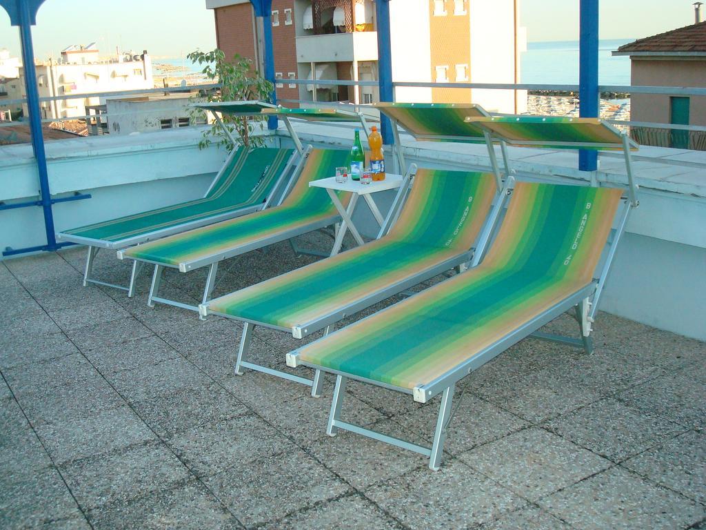 Hotel Villa Ersilia Rimini B&B Экстерьер фото